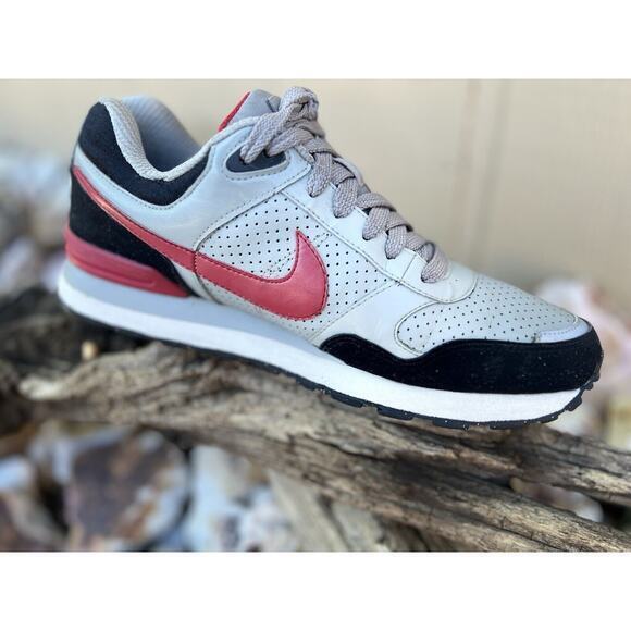 Nike Air Force Running Shoes Men's Size 9 Gray Red Color‎ way EUC - Picture 7 of 12